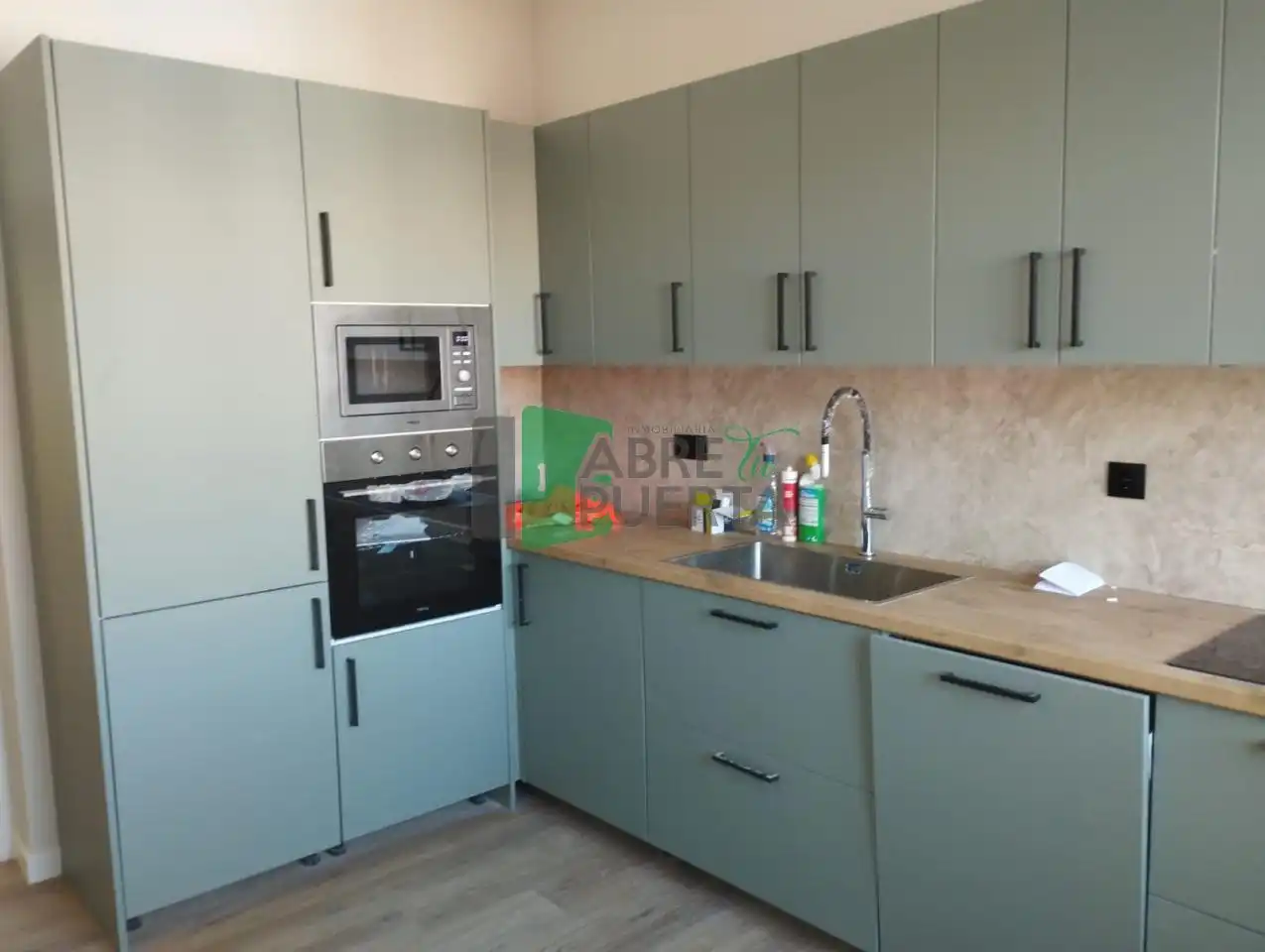 Cocina de Piso en venta en A Carballeira