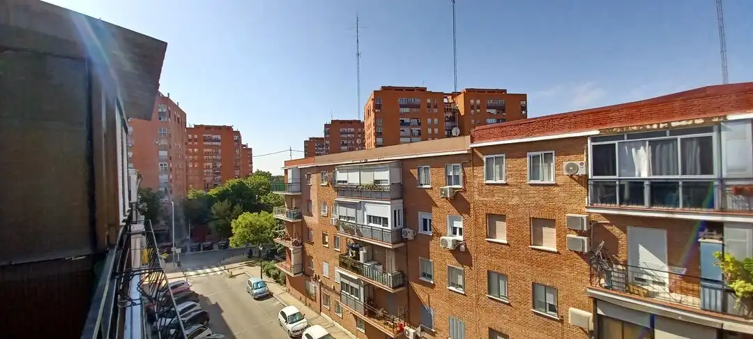 Vista exterior de Piso en venta en Madrid con Aire acondicionado, Calefacción y Terraza
