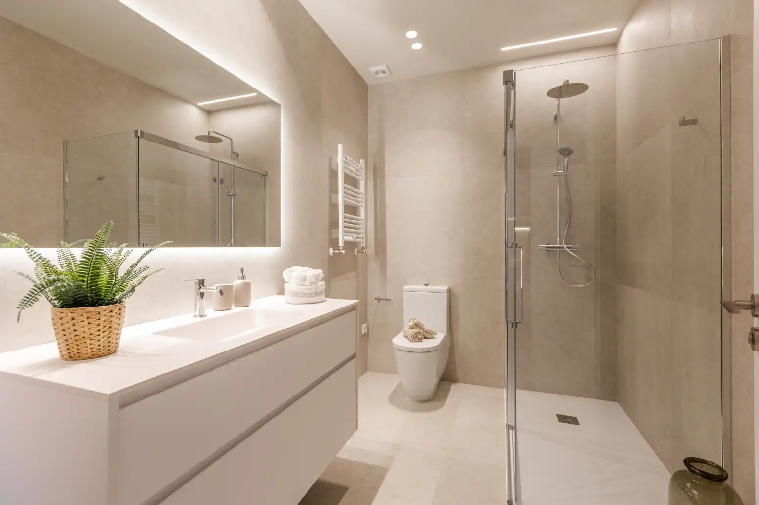 Baño de Piso en venta en  Pamplona / Iruña con Calefacción