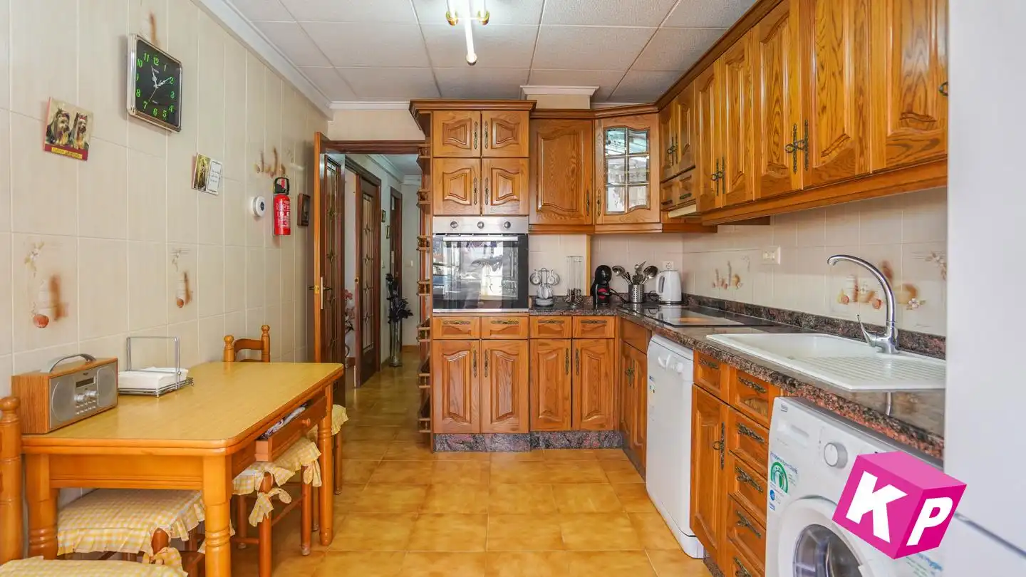 Kitchen of Flat for sale in Santa Pola  with Air Conditioner, Terrace and Swimming Pool