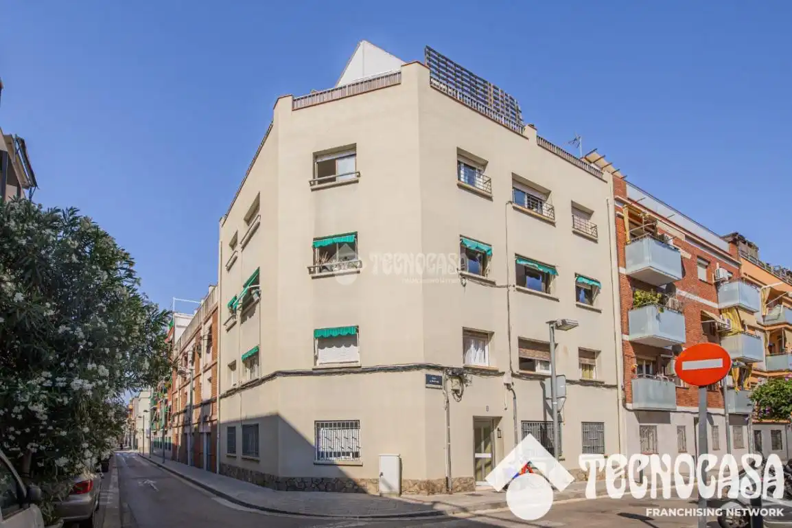 Vista exterior de Pis en venda en Viladecans