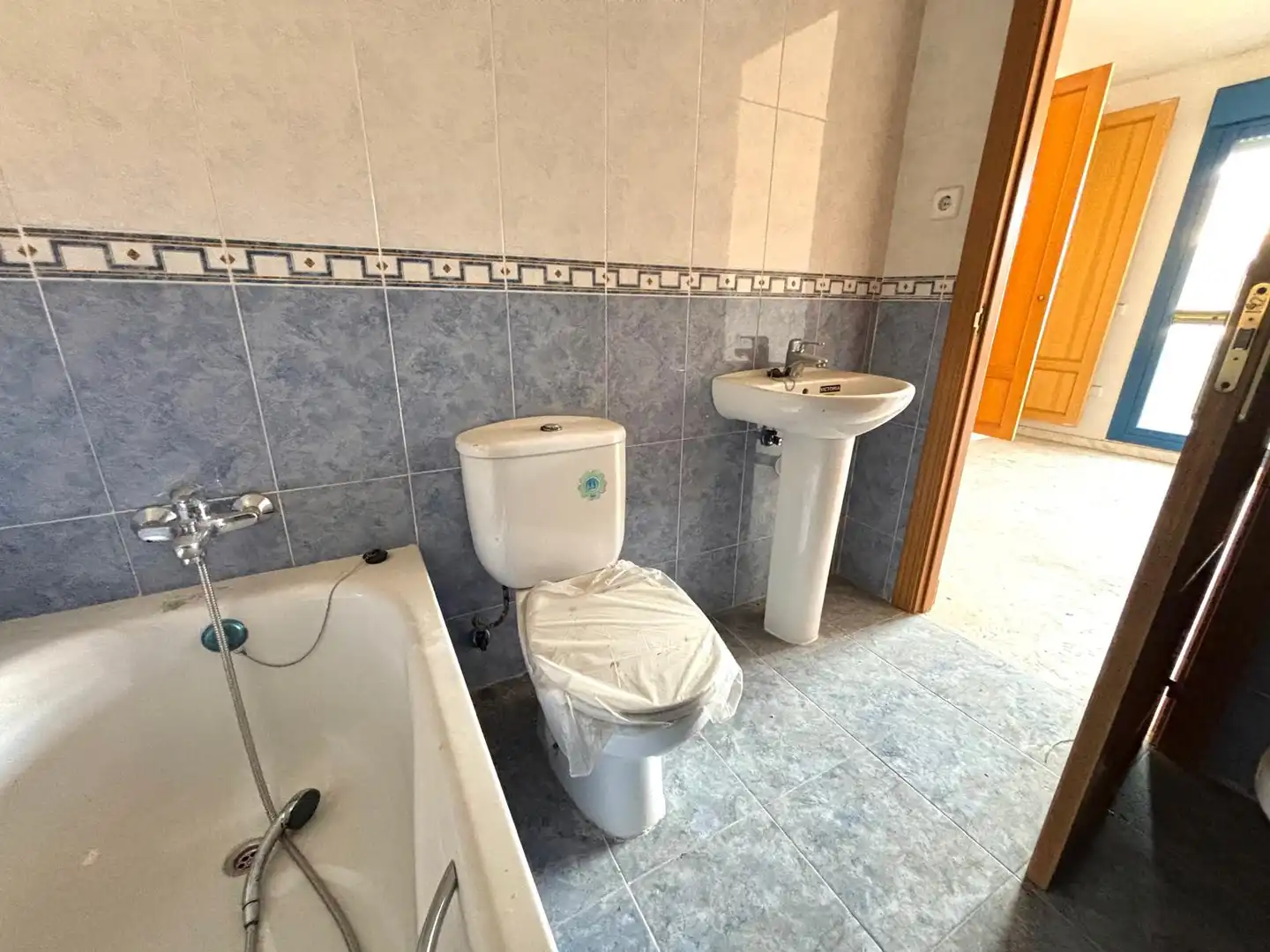 Baño de Ático en venta en Málaga con Terraza y Trastero