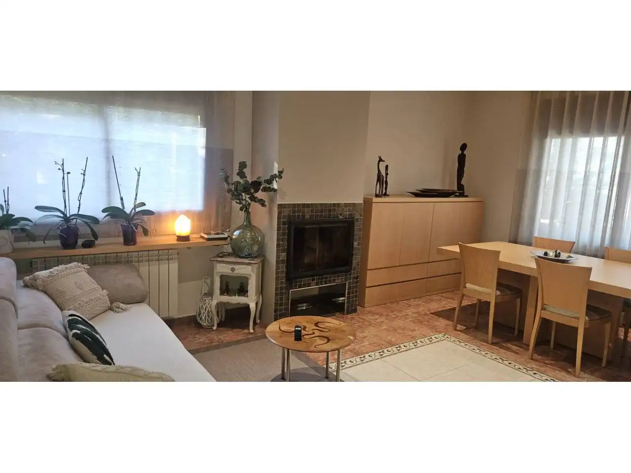 Sala de estar de Casa o chalet en venta en Vilanova del Vallès con Calefacción, Jardín privado y Piscina