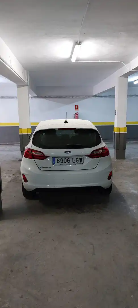 Parking of Flat for sale in Sevilla  with Air Conditioner, Heating and Storage room