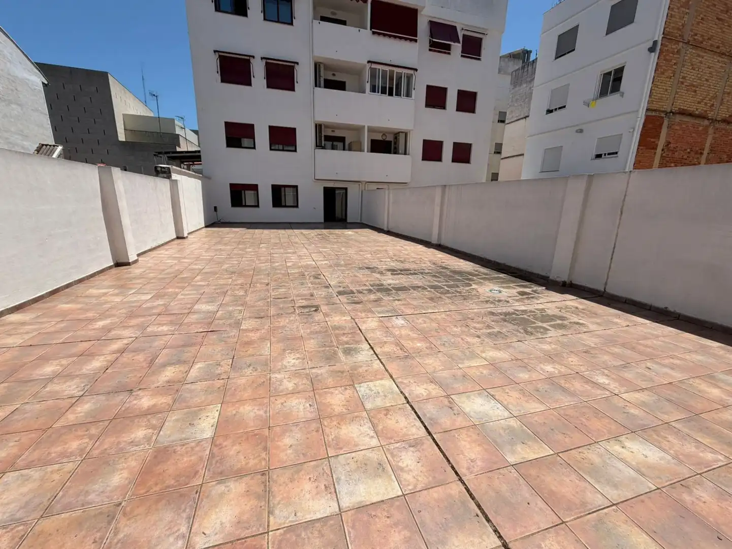 Vista exterior de Pis en venda en Gandia amb Terrassa