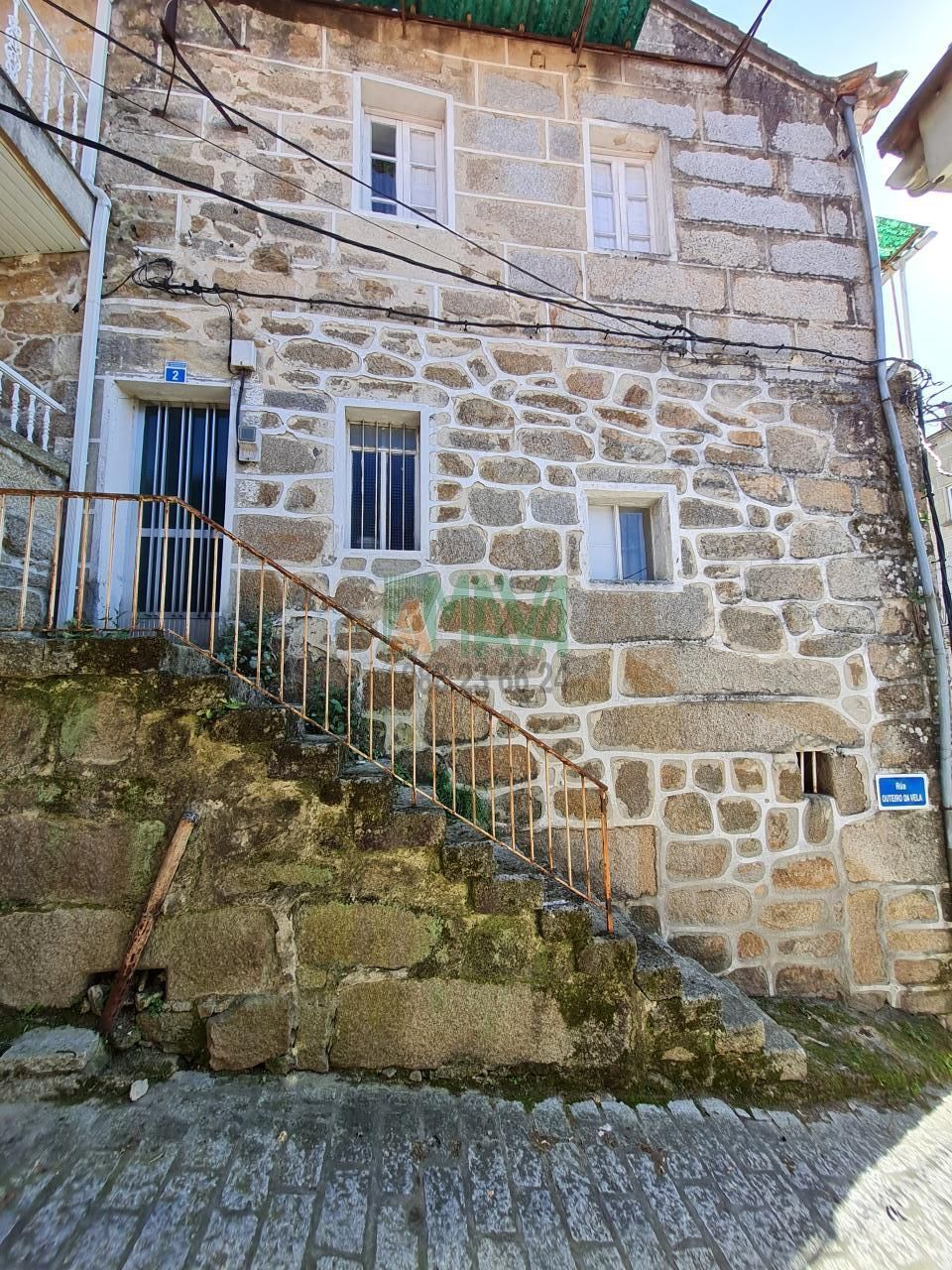 Vista exterior de Casa o chalet en venta en San Cibrao das Viñas con Terraza y Balcón