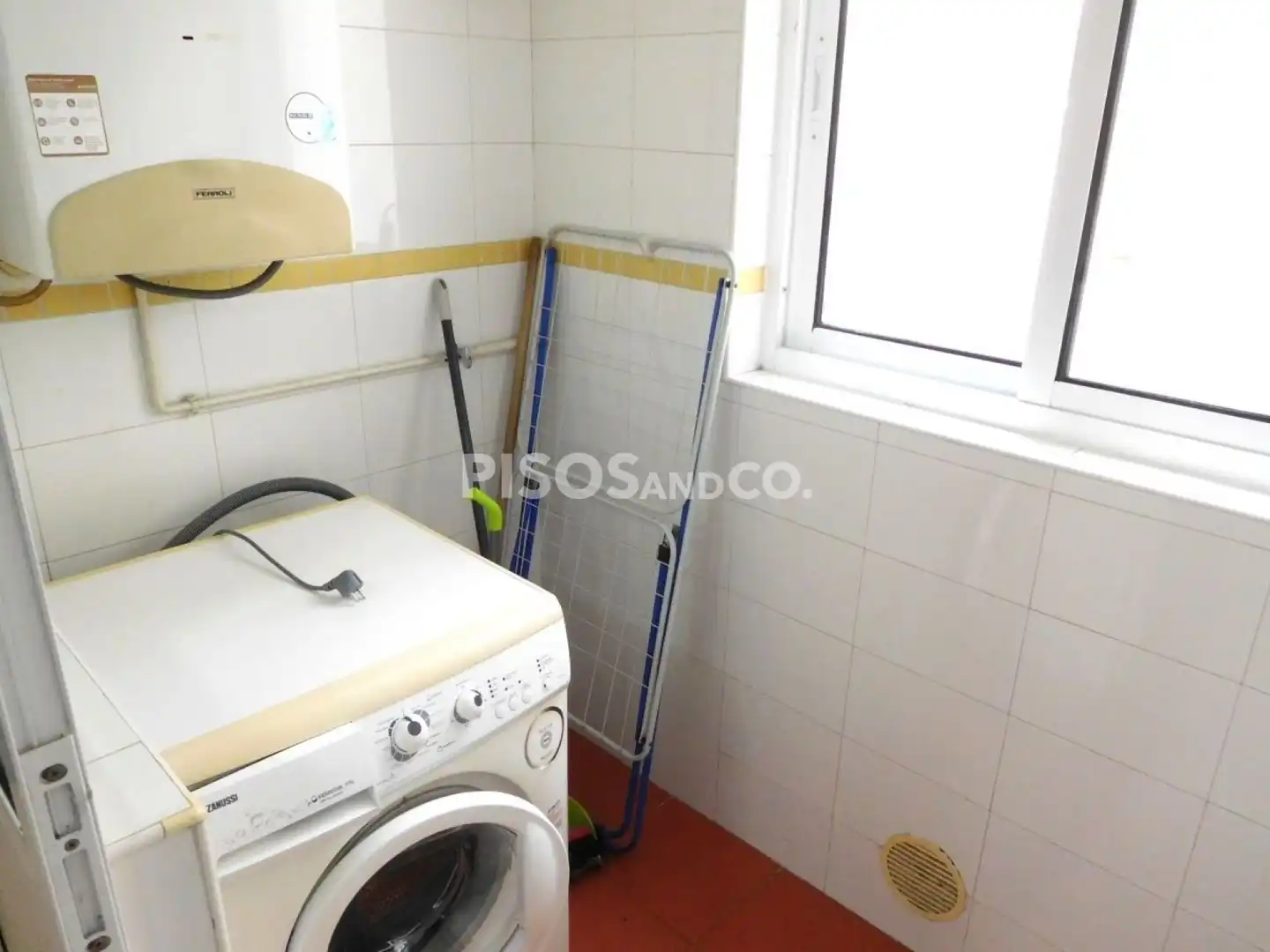 Cocina de Piso en venta en A Coruña Capital  con Calefacción, Trastero y Amueblado