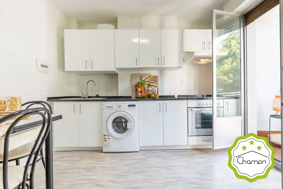 Cocina de Piso en venta en Bilbao  con Calefacción y Balcón