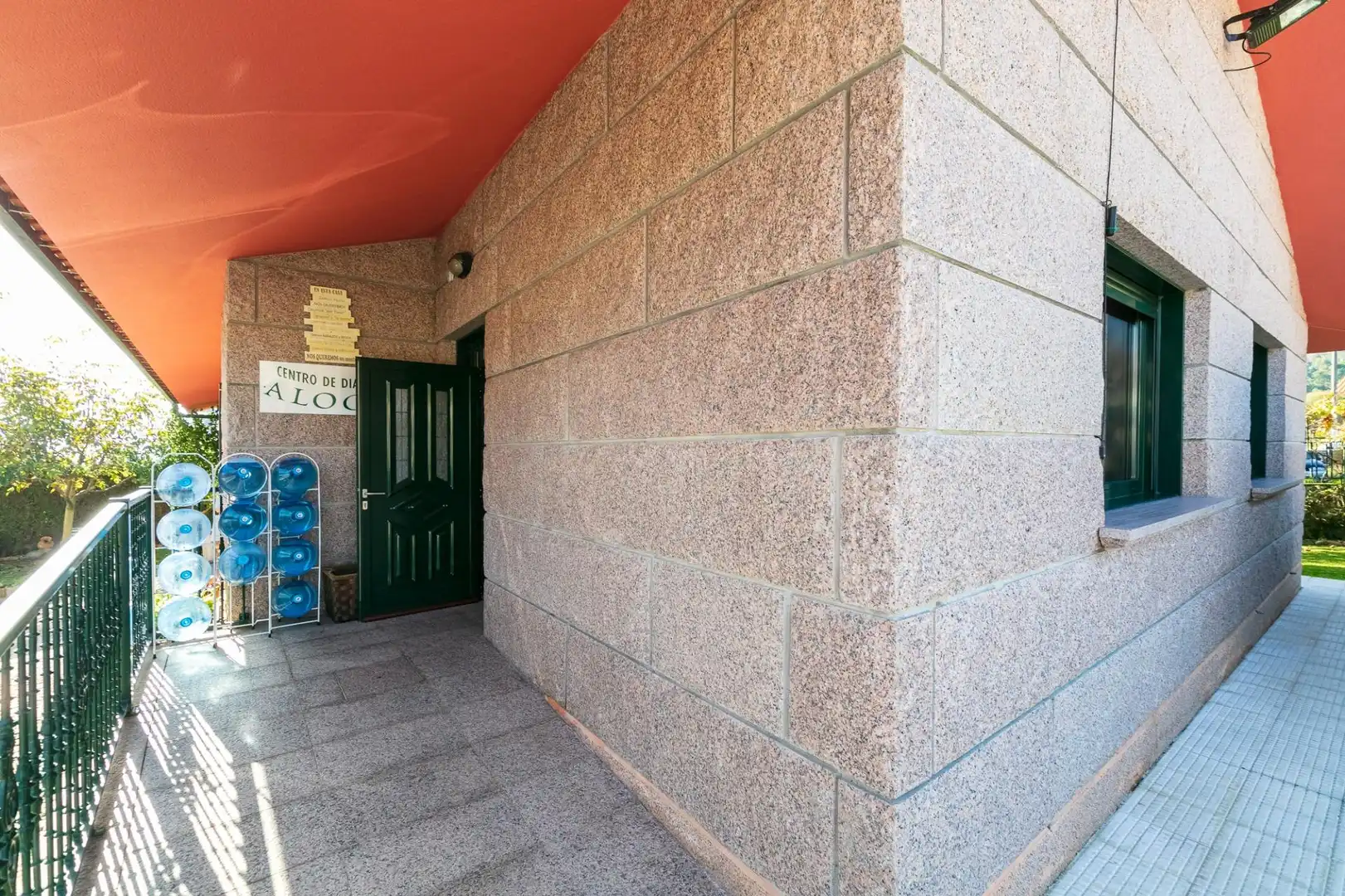 Local comercial en venta en Calle Iglesia 34, imagen 2