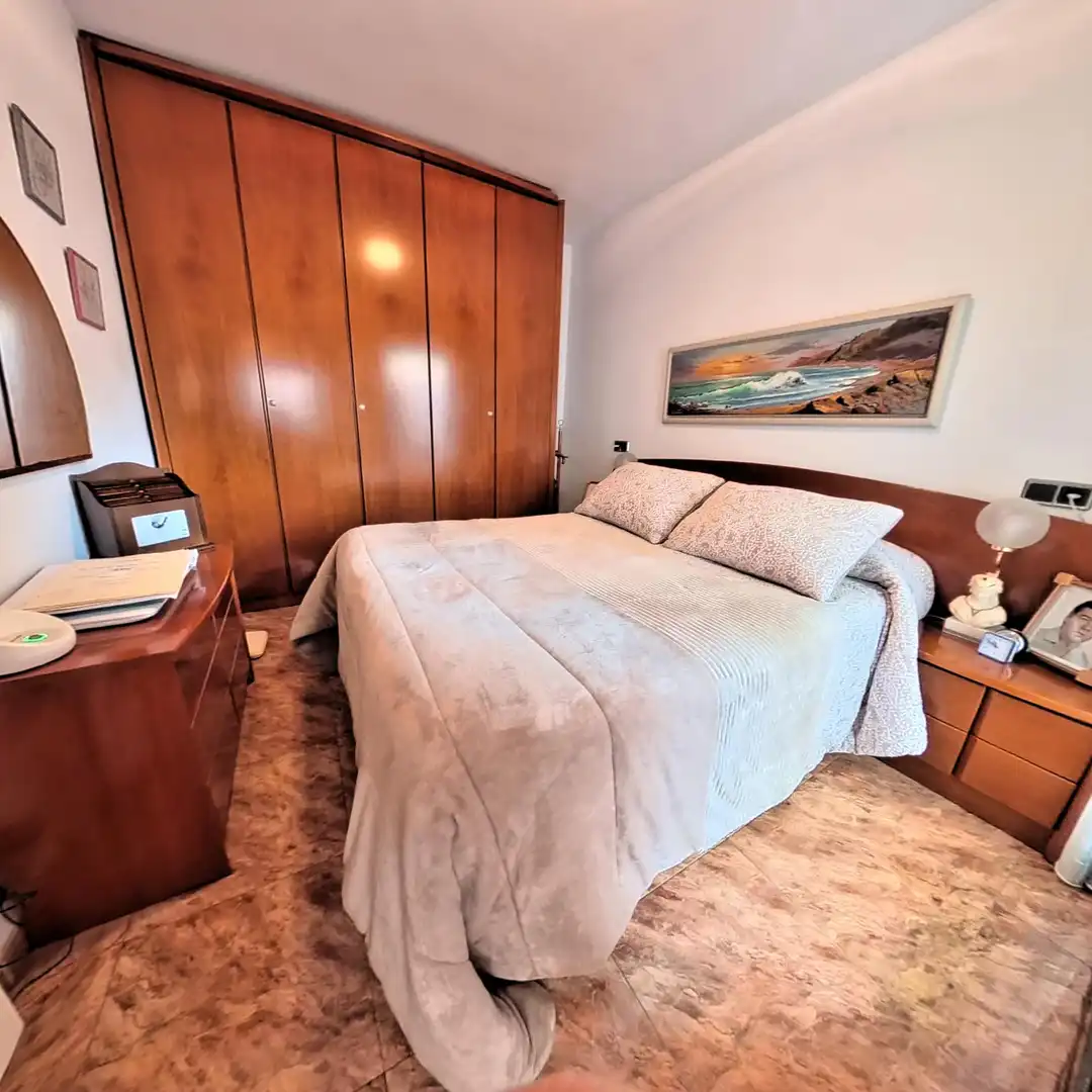 Schlafzimmer von Wohnung zum Verkauf in Barcelona mit Klimaanlage, Heizung und Terrasse