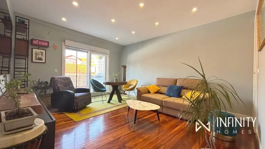 Living room of Flat for rent in Bilbao   with Heating and Terrace