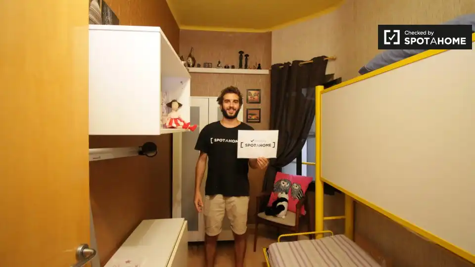 Room in La Salut