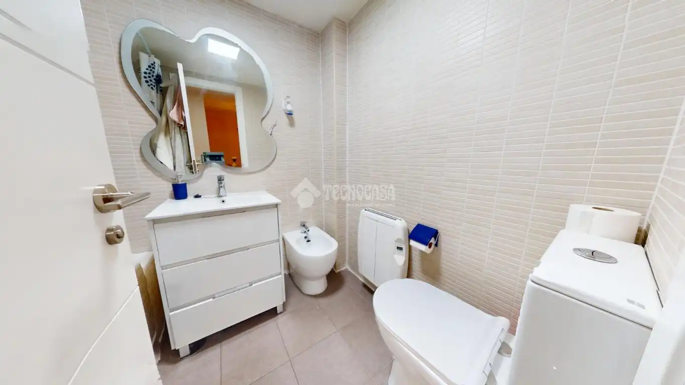 Baño de Piso en venta en Horche con Terraza