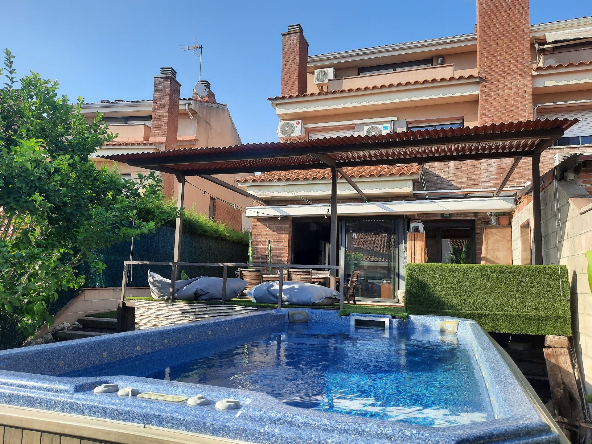 Piscina de Casa adosada en venda en  Tarragona Capital amb Calefacció i Terrassa