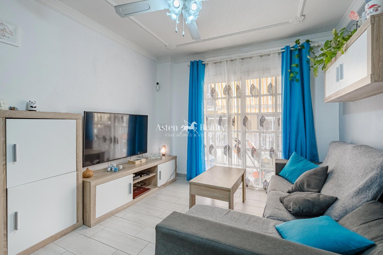 Sala de estar de Piso en venta en Guía de Isora con Terraza