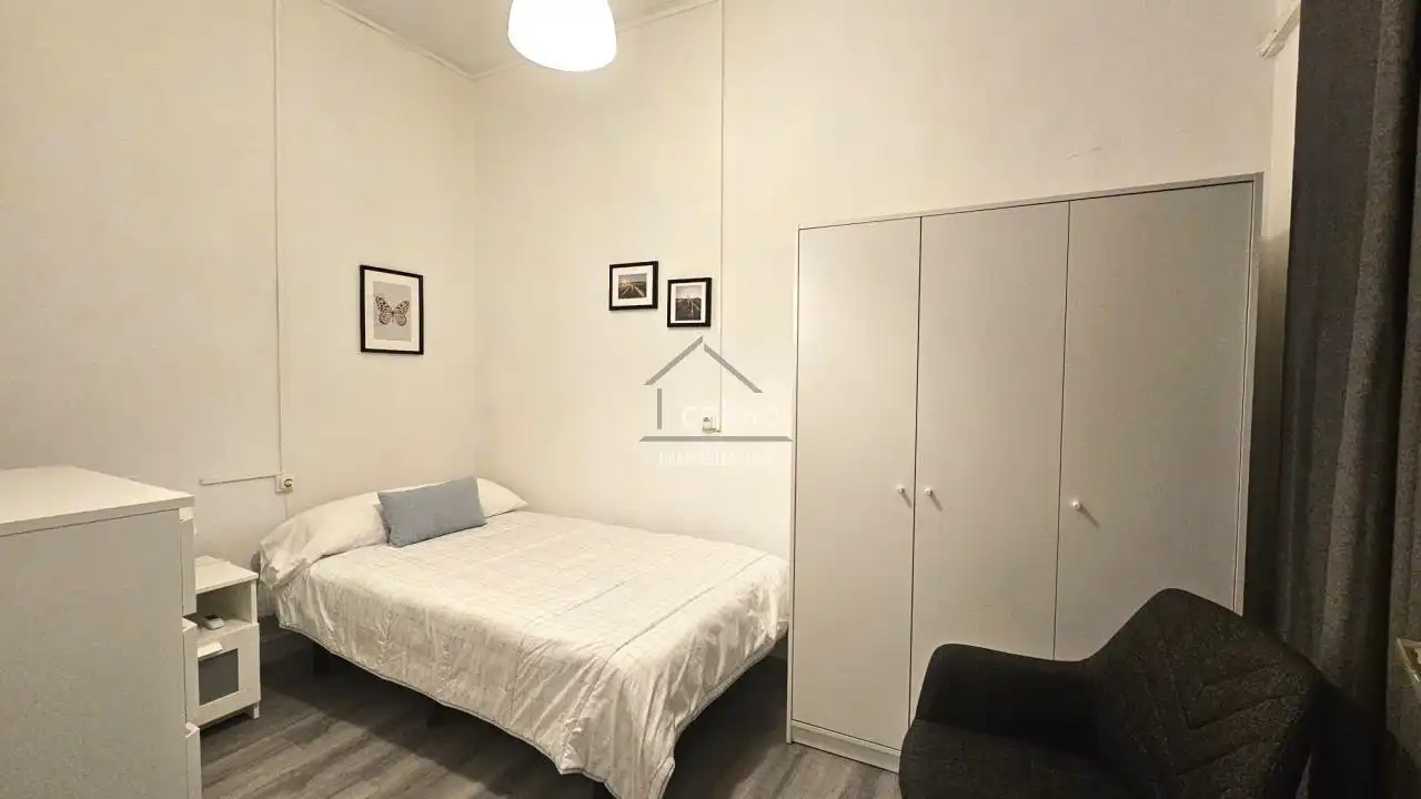 Bedroom of Flat for rent in Ferrol  with Heating and Furnished