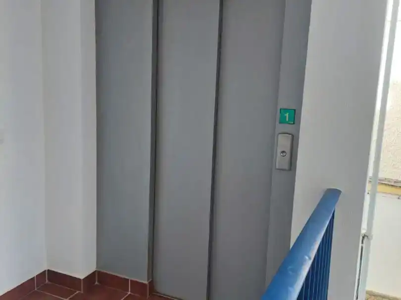 Piso de alquiler en Rota con Aire acondicionado, Amueblado y Balcón