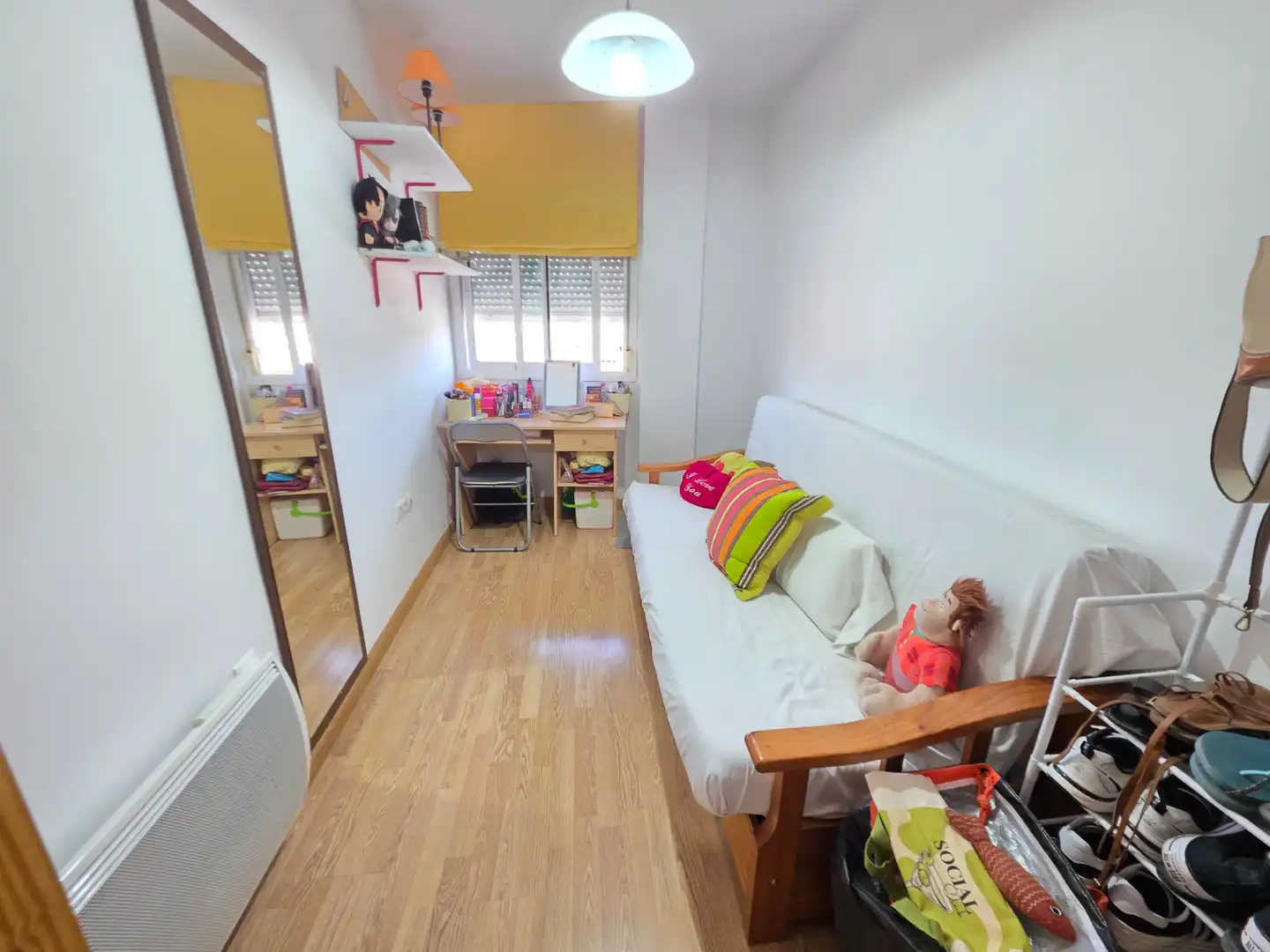 Habitación de Piso en venta en La Zubia con Calefacción, Parquet y Amueblado