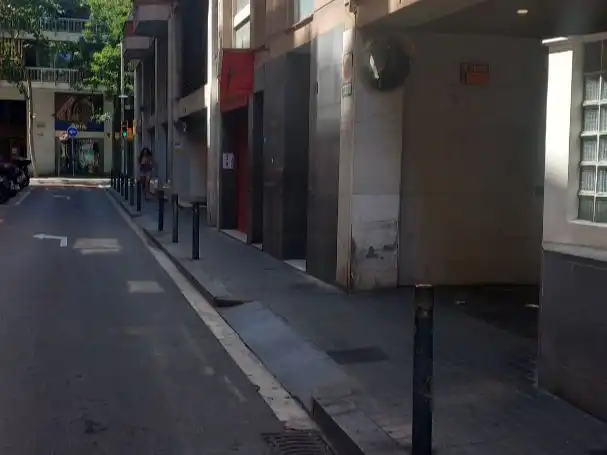 Individual for sale in Carrer d'Hurtado 34