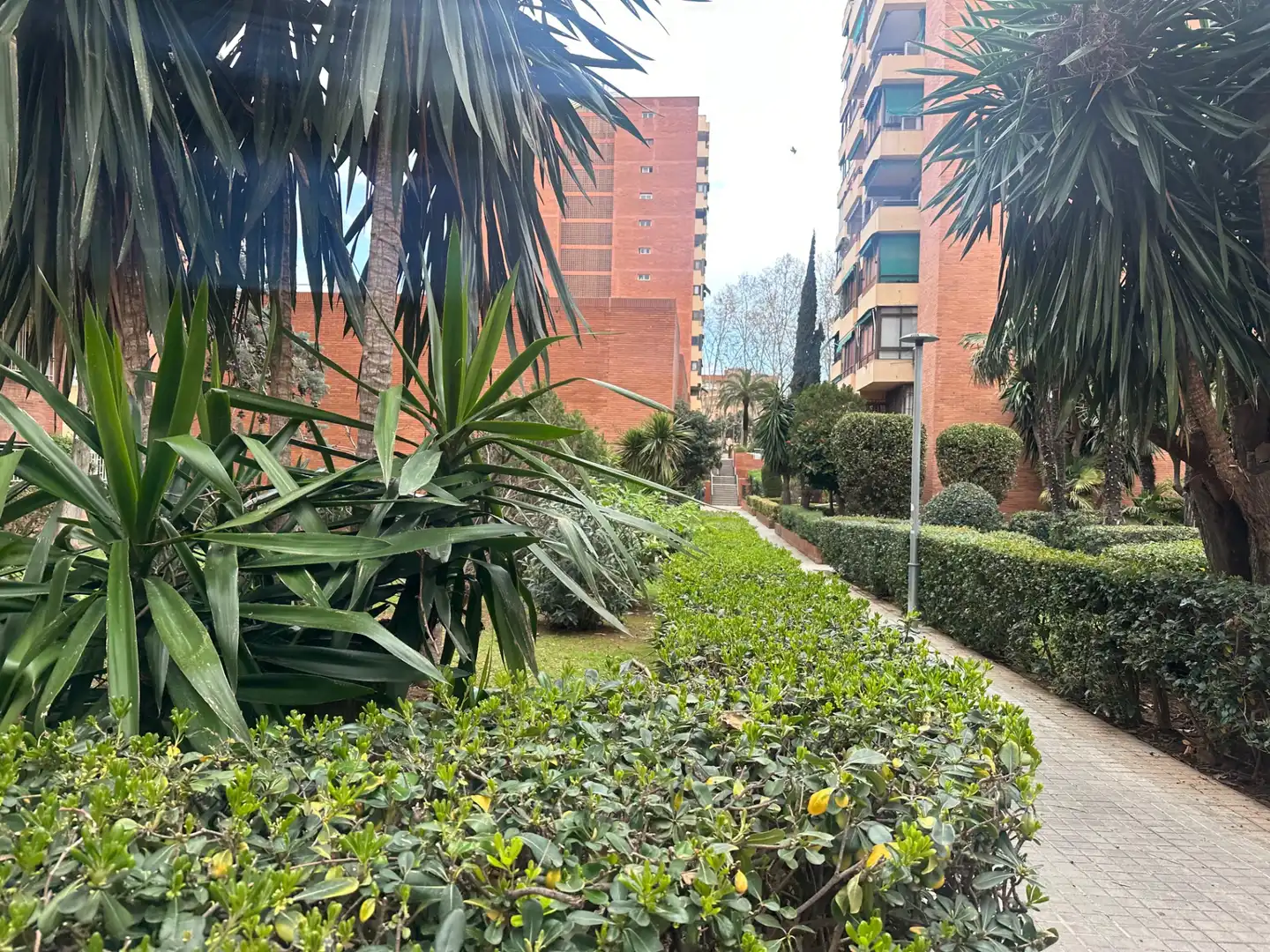 Jardín de Edificio en venta en Barcelona con Alarma