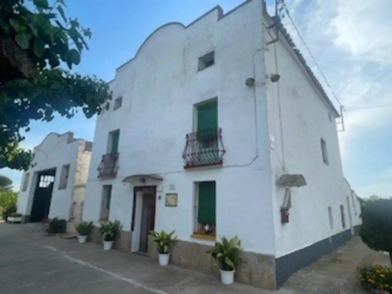 Vista exterior de Casa o xalet en venda en Lleida amb Calefacció, Jardí privat i Piscina