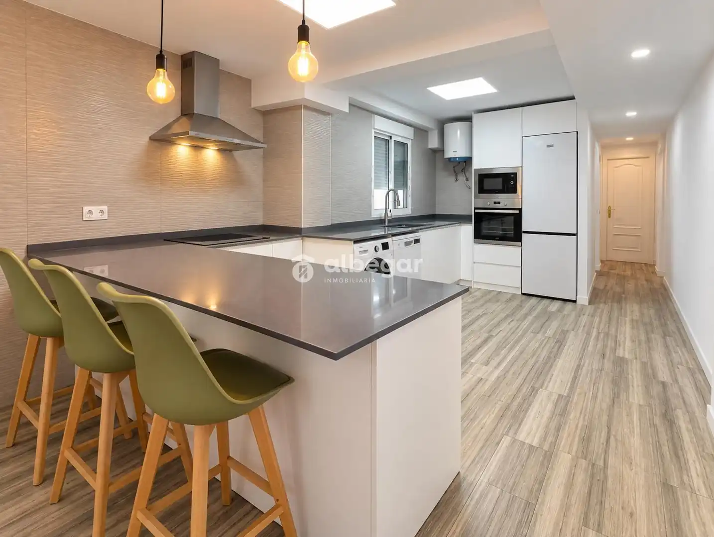 Küche von Wohnung zum Verkauf in Valencia mit Terrasse und Balkon
