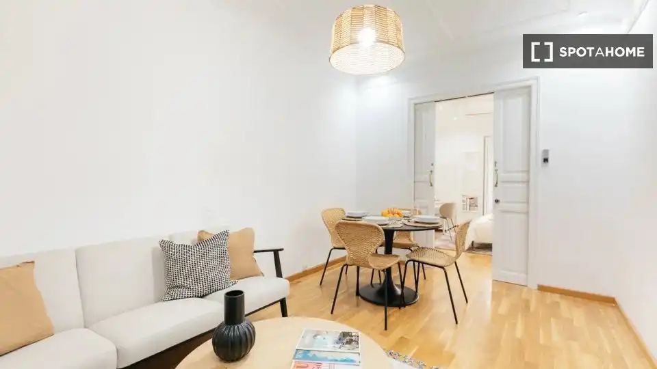 Comedor de Piso de alquiler en Valencia con Aire acondicionado, Calefacción y Amueblado