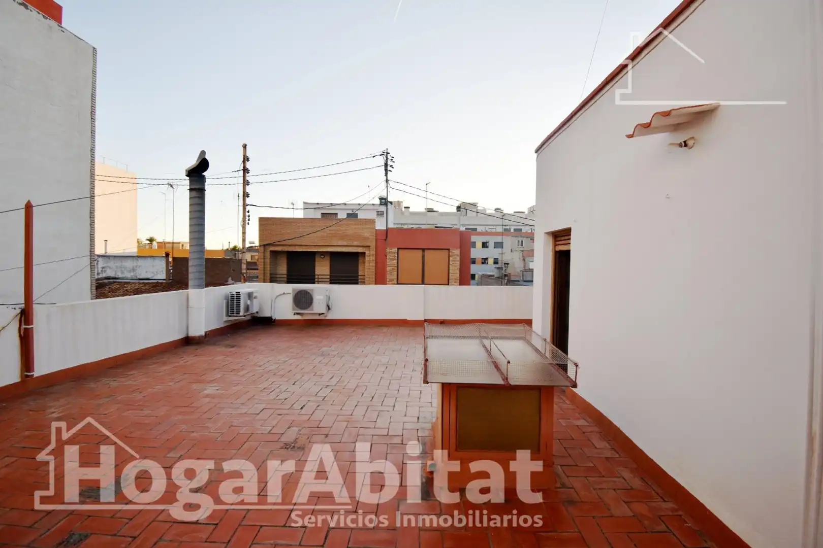 Vista exterior de Casa o xalet en venda en Almazora / Almassora amb Aire condicionat, Calefacció i Terrassa