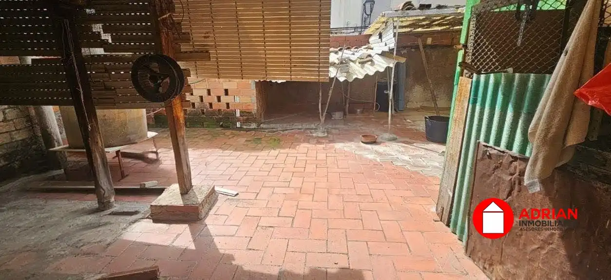 Casa en venta en La Vall d'Uixó