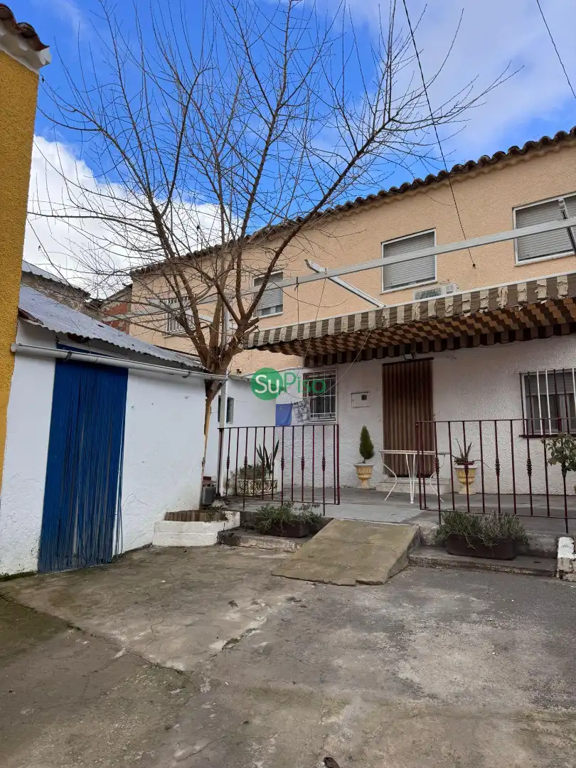 Casa en venda a Avenida Rufino Rubio 10