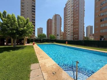 Apartament amb piscina en venda a Juzgados - Plaza de Toros