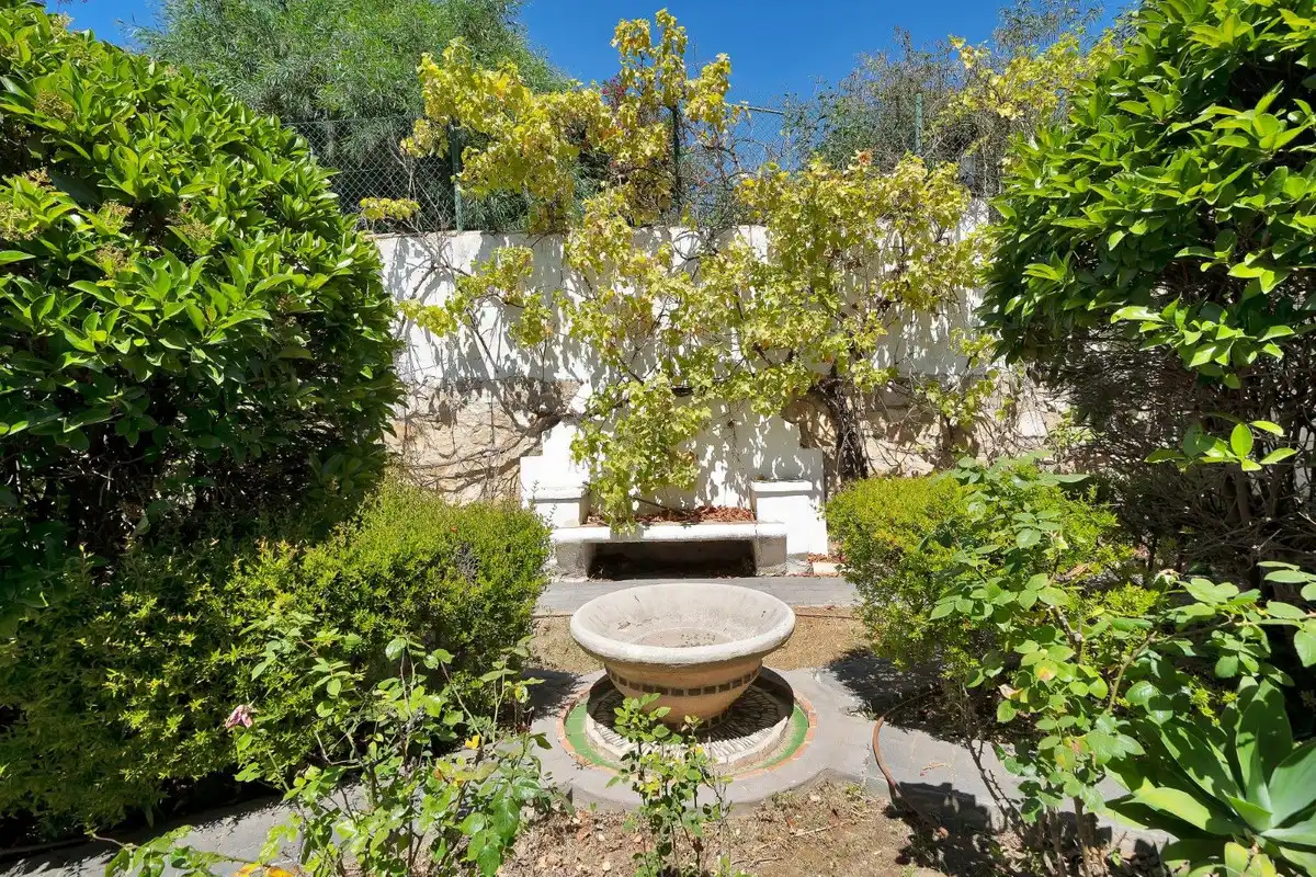 Jardí de Casa o xalet en venda en Marbella amb Aire condicionat, Calefacció i Jardí privat
