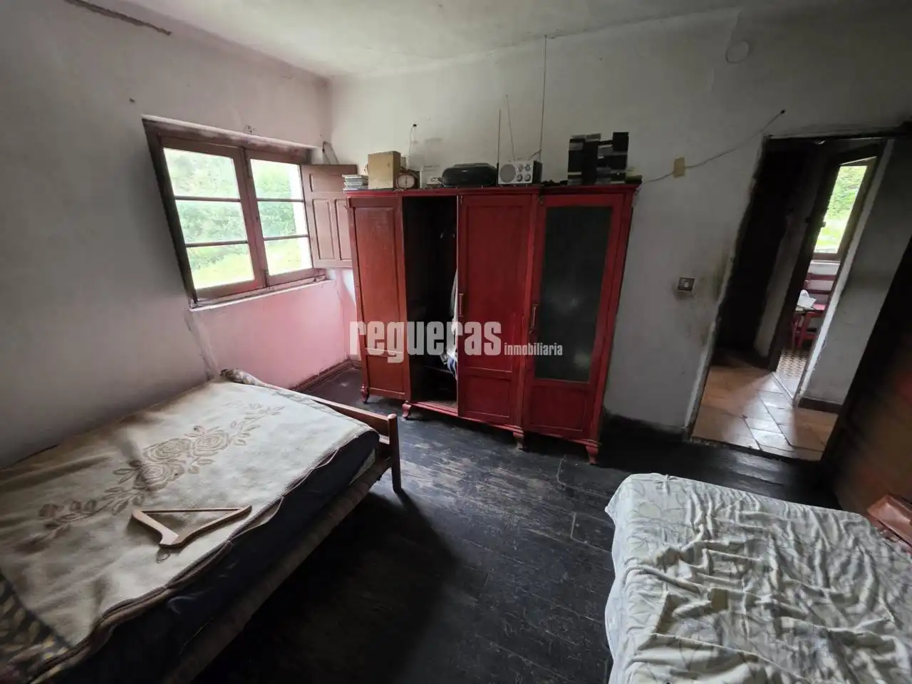 Dormitori de Casa o xalet en venda en Castrillón