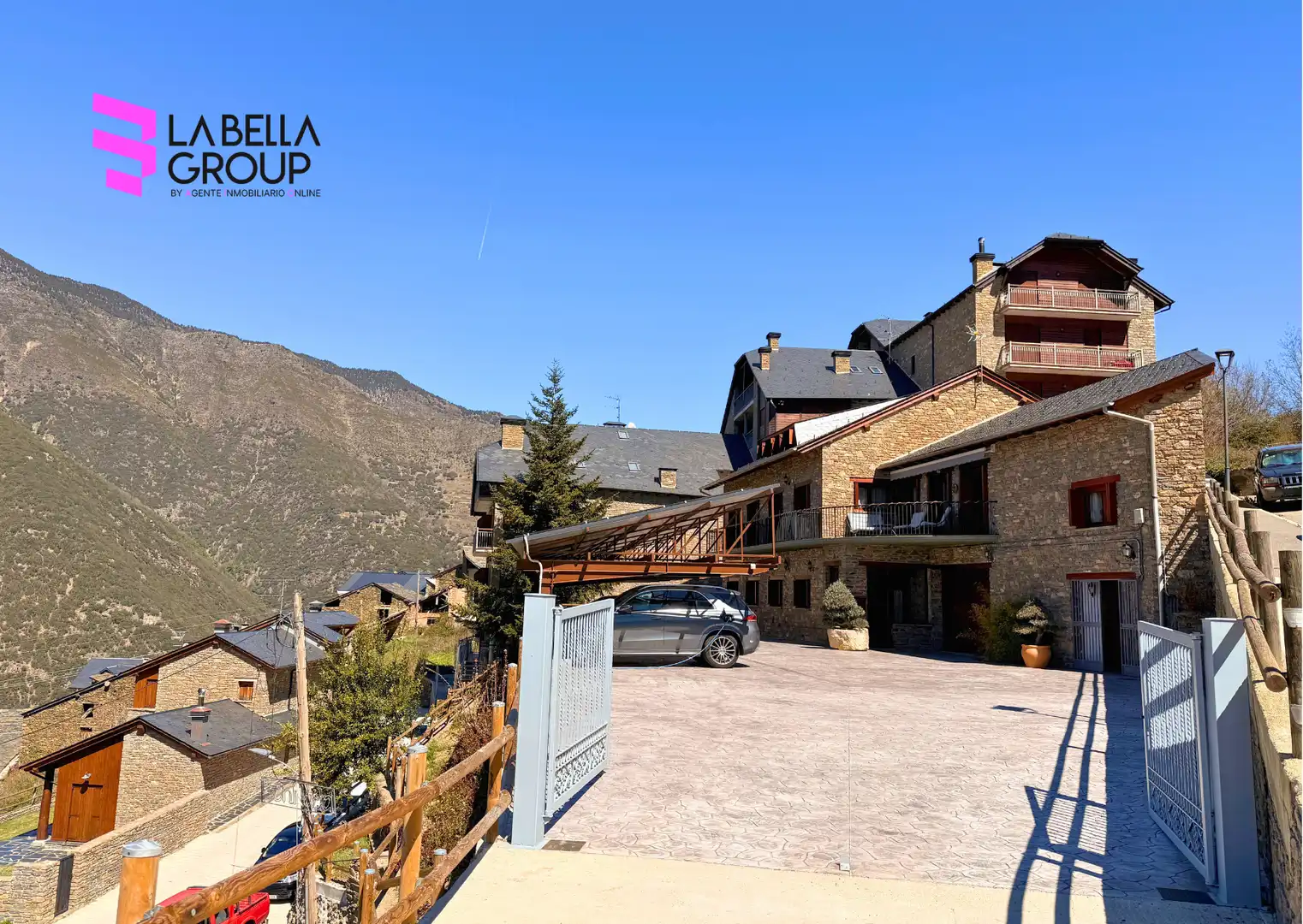 Vista exterior de Casa o chalet en venta en Rialp con Calefacción, Terraza y Balcón