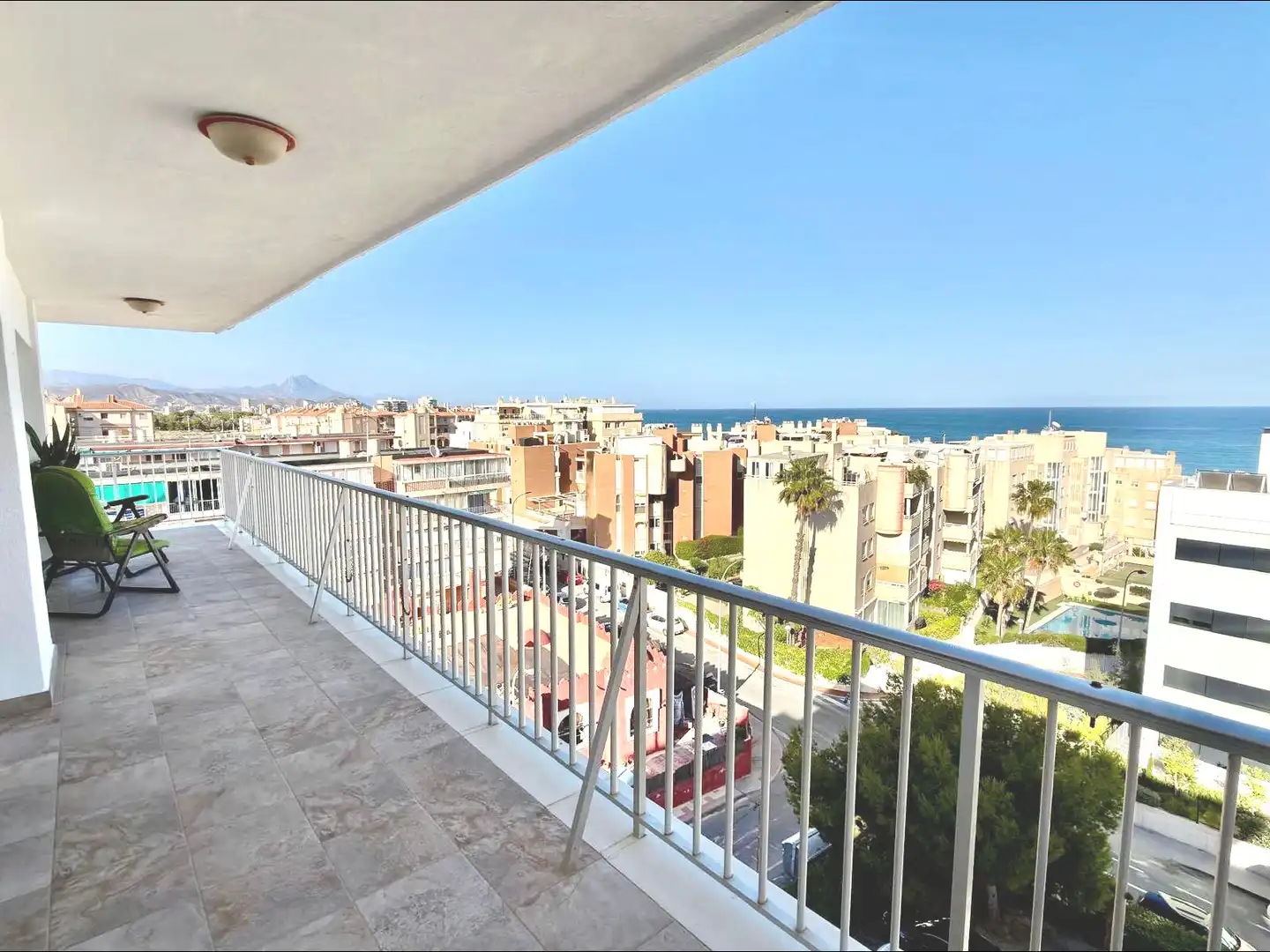 Vista exterior de Pis en venda en El Campello amb Terrassa i Traster