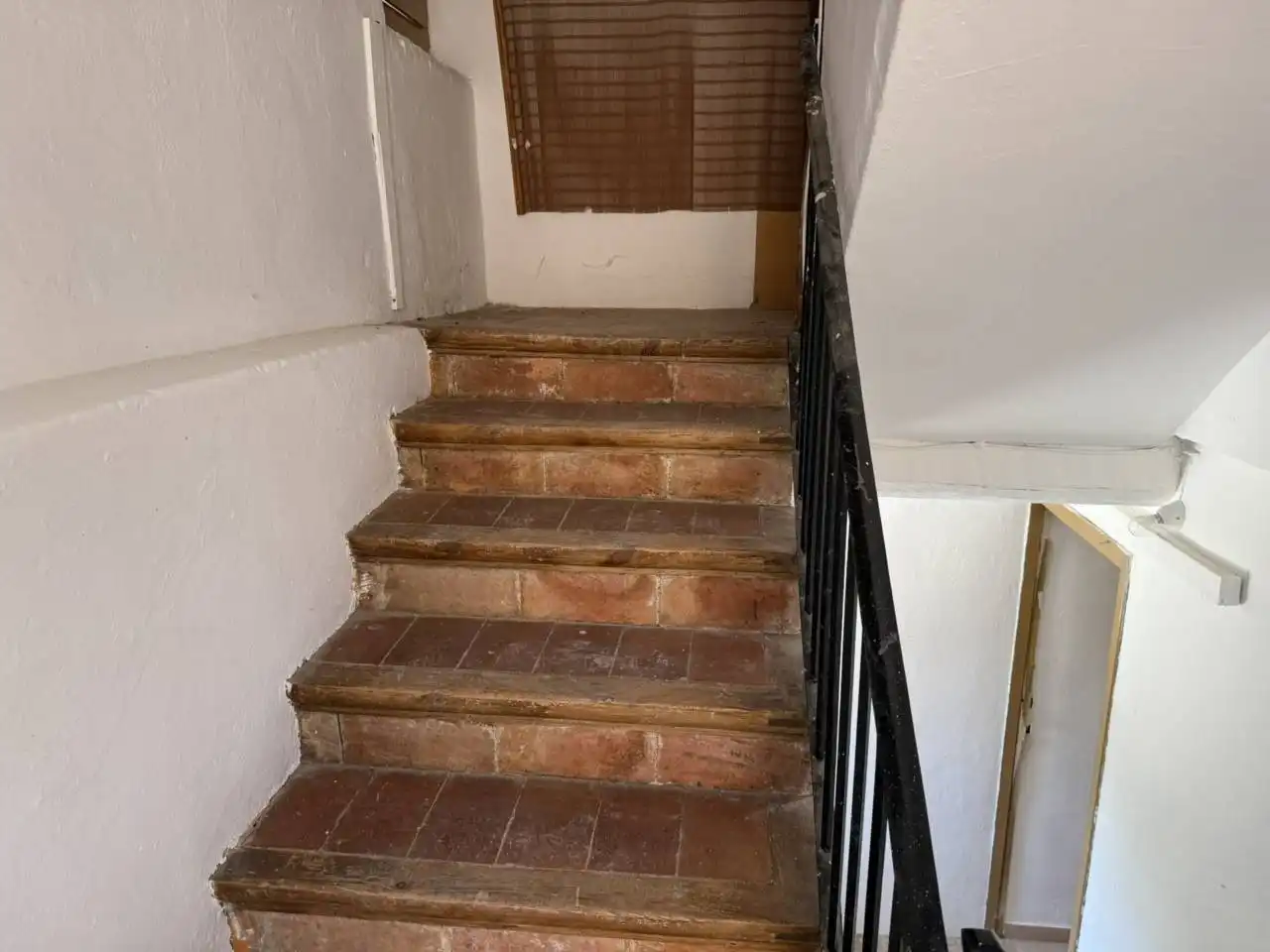 Country house zum Verkauf in Cardona mit Privatgarten und Terrasse