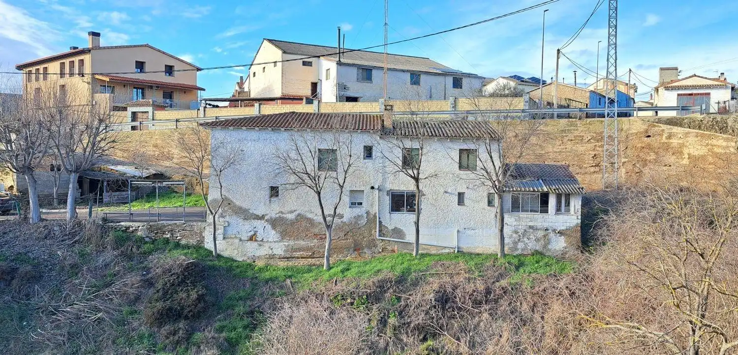 Vista exterior de Casa o chalet en venta en Pertusa con Piscina comunitaria