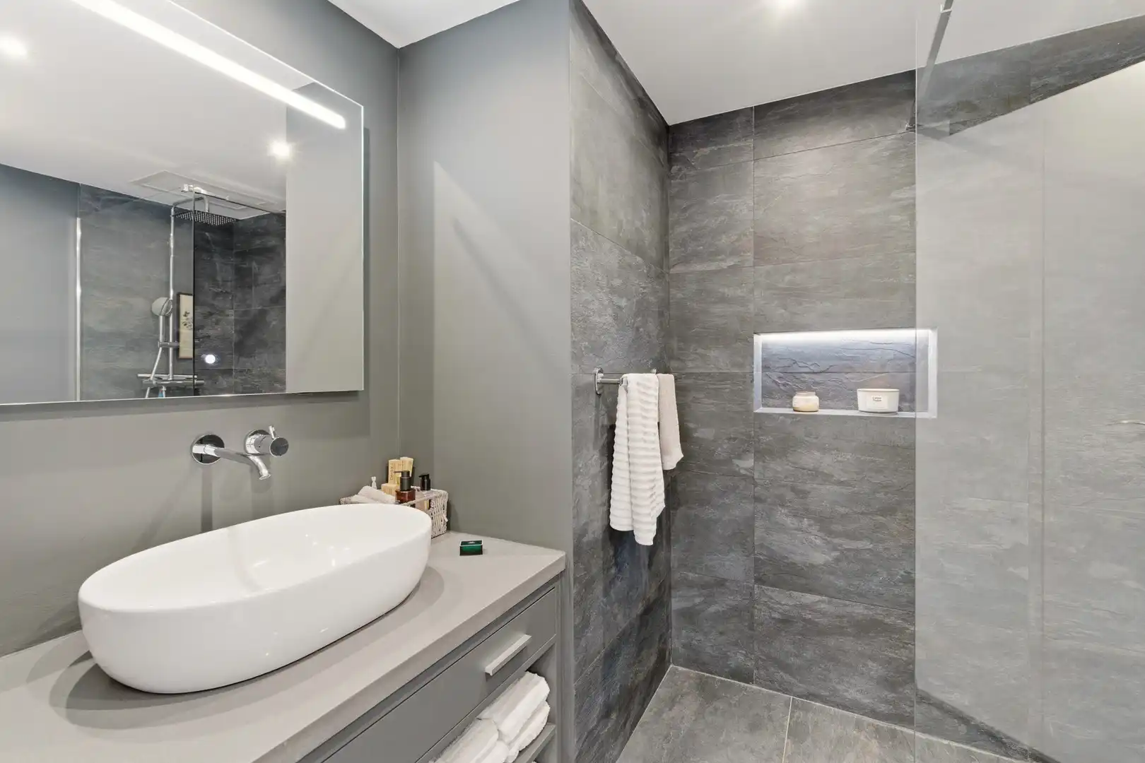 Penthouse with pool for sale in El Paraíso, imagen 12