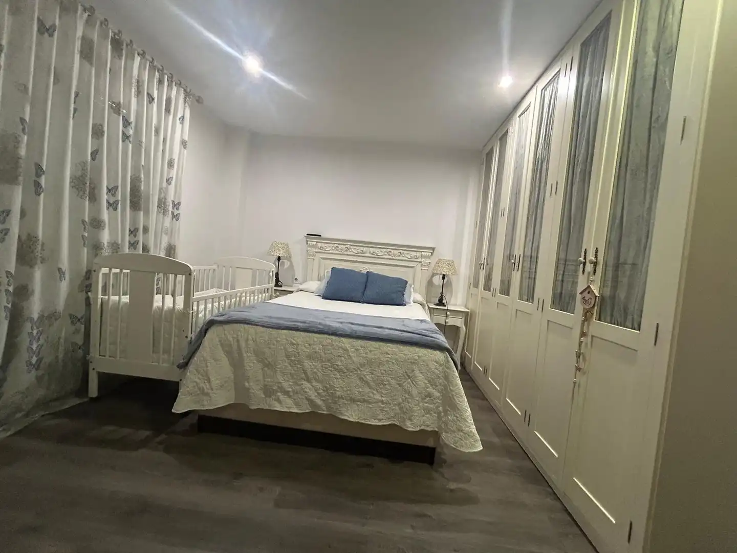 Dormitori de Apartament en venda en Villanueva de la Serena amb Aire condicionat i Moblat