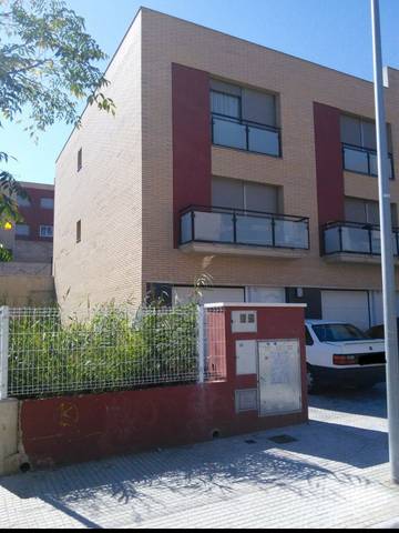 Casa adosada en Venta en Carrer Prat de la Riba en Constantí