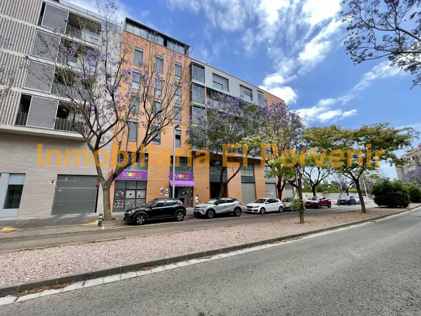 Außenansicht von Wohnung zum Verkauf in Torrent mit Klimaanlage, Heizung und Balkon