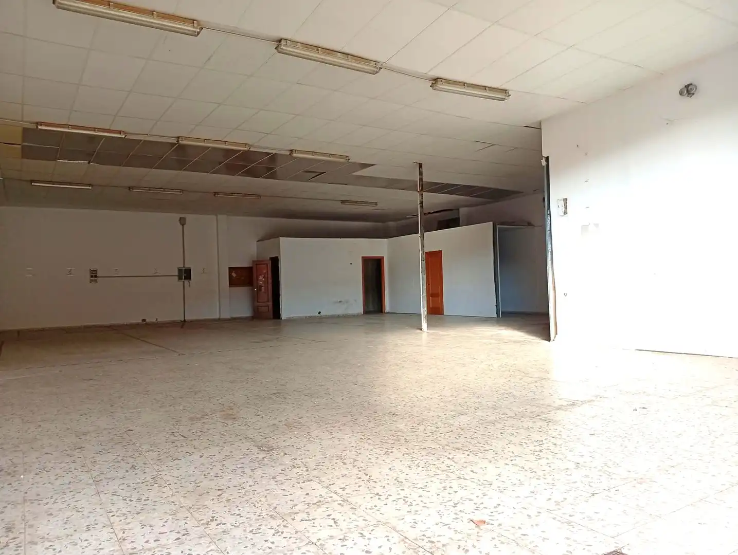 Nave industrial de alquiler en Sur