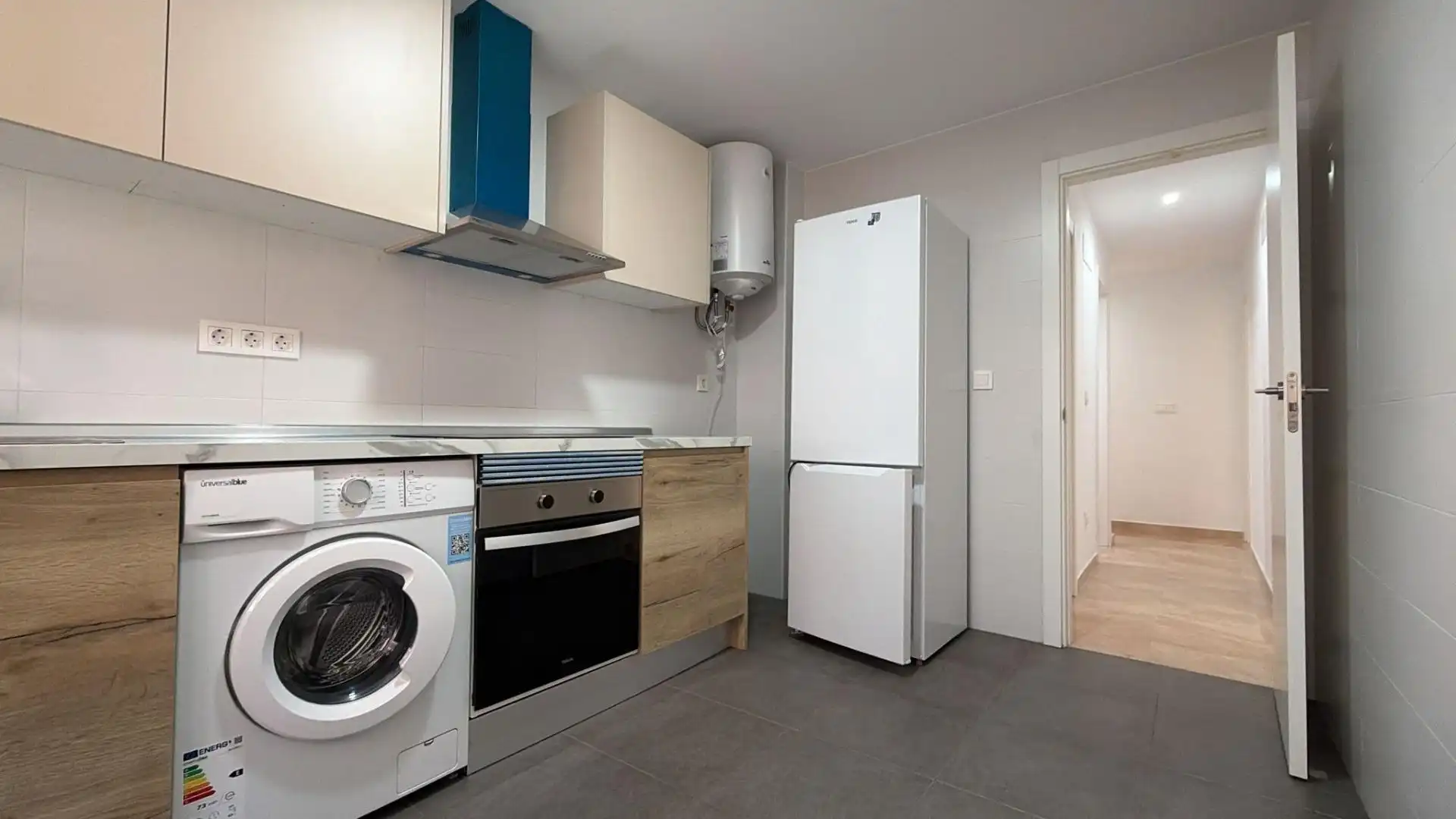 Kitchen of Flat for sale in Elche / Elx  with Air Conditioner and Furnished