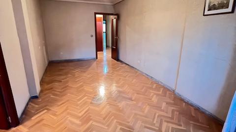 Photo 5 of Flat for sale in Calle de Villabañez, Pajarillos Altos, Valladolid