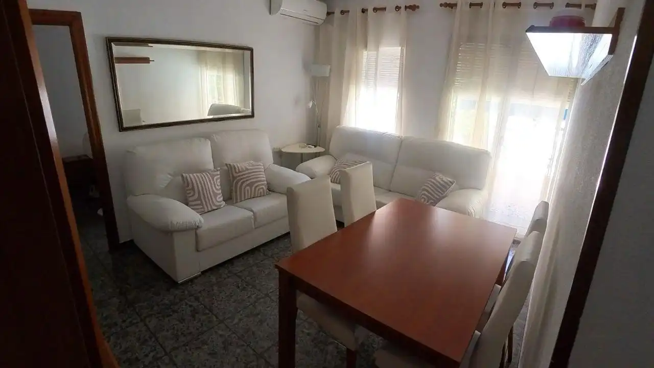 Piso con terraza en venta en Calle Calle Mayor 200, imagen 2