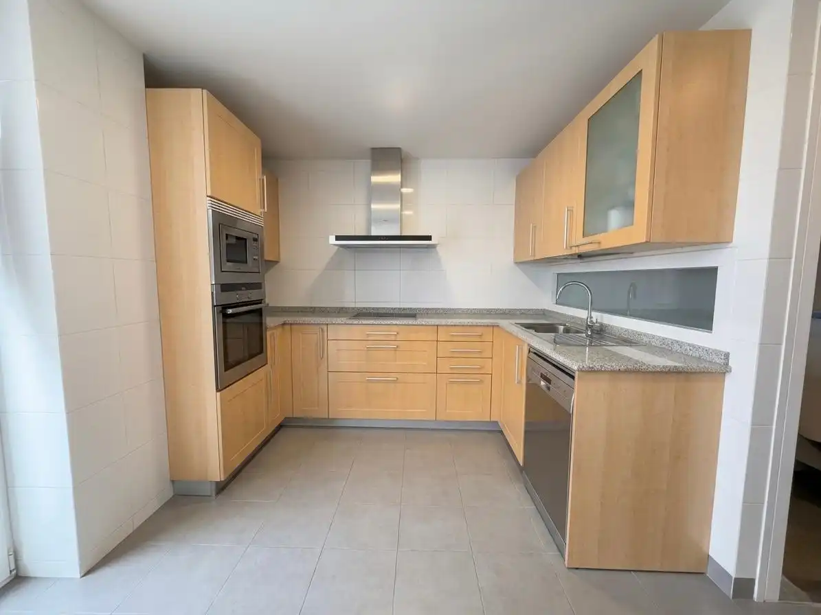 Cocina de Piso en venta en Boadilla del Monte con Aire acondicionado, Calefacción y Parquet