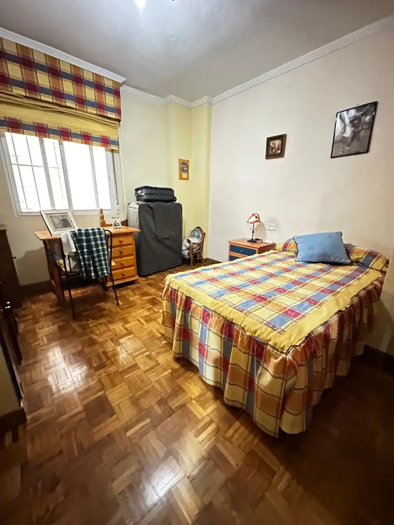 Bedroom of Flat for sale in Jaén  with Air Conditioner, Heating and Balcony