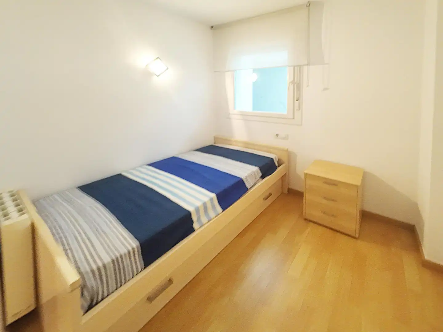 Habitación de Apartamento en venta en Roses con Calefacción, Terraza y Piscina comunitaria