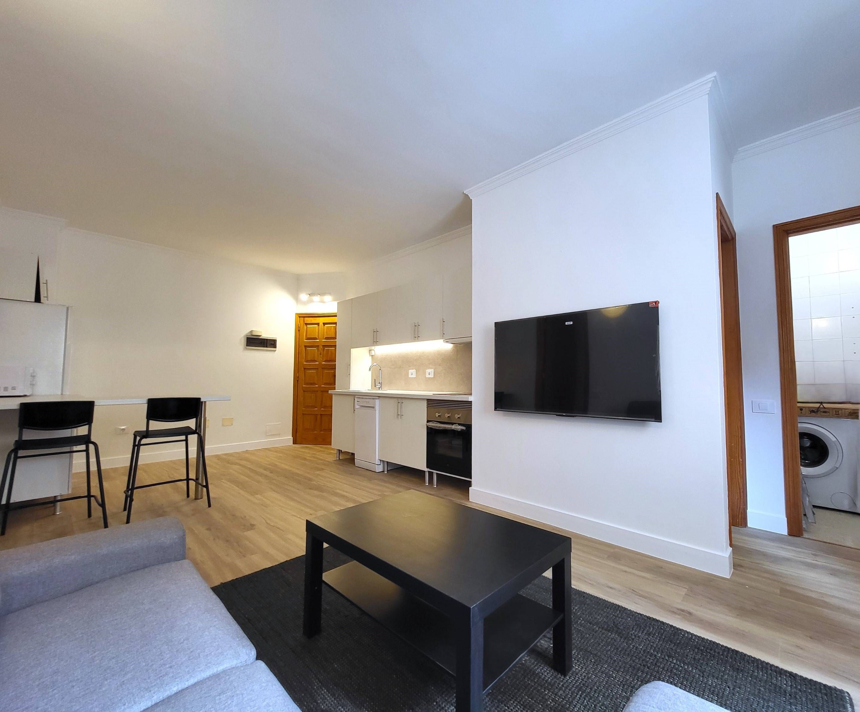 Sala de estar de Piso en venta en Las Palmas de Gran Canaria con Balcón