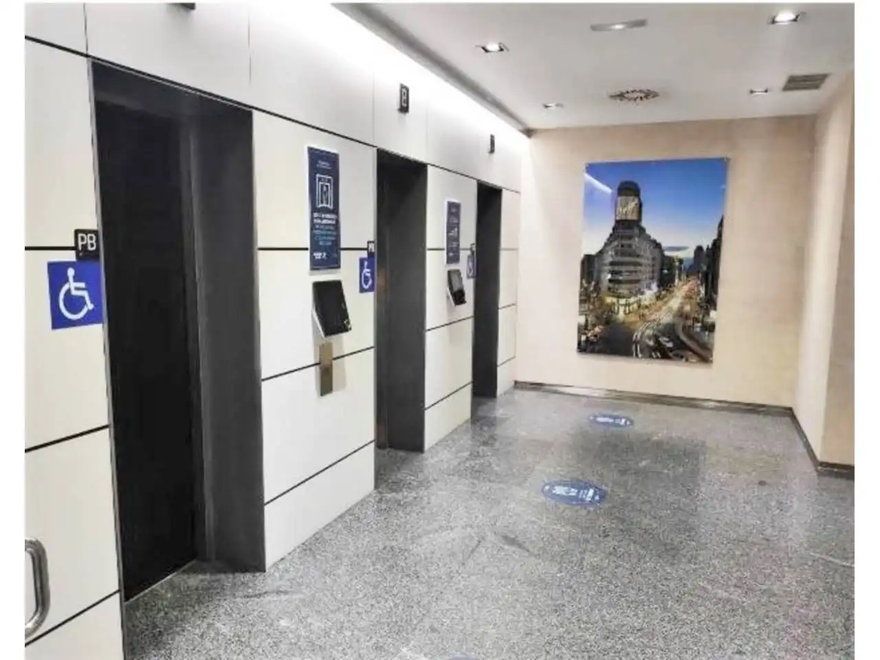Office for rent in Madrid  with Air Conditioner and Heating